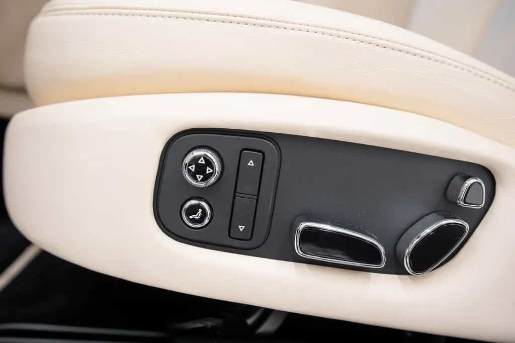 Bentley Mulsanne - Glacier White, Flying 'B' 03/2012-photo-25