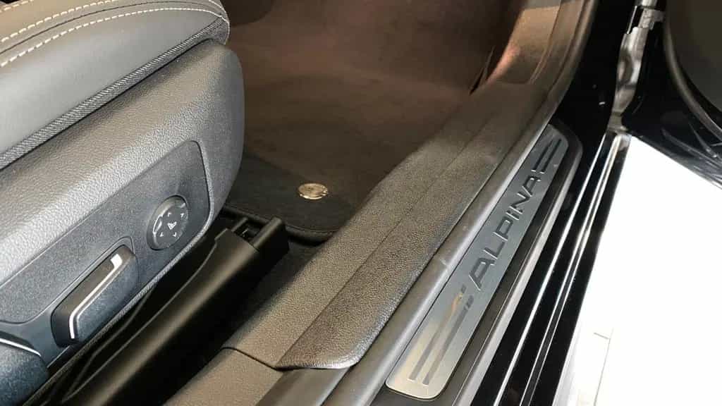 ALPINA D3 S Allrad Touring 20 Zoll AHK HiFi h/k Pano 09/2025-photo-12