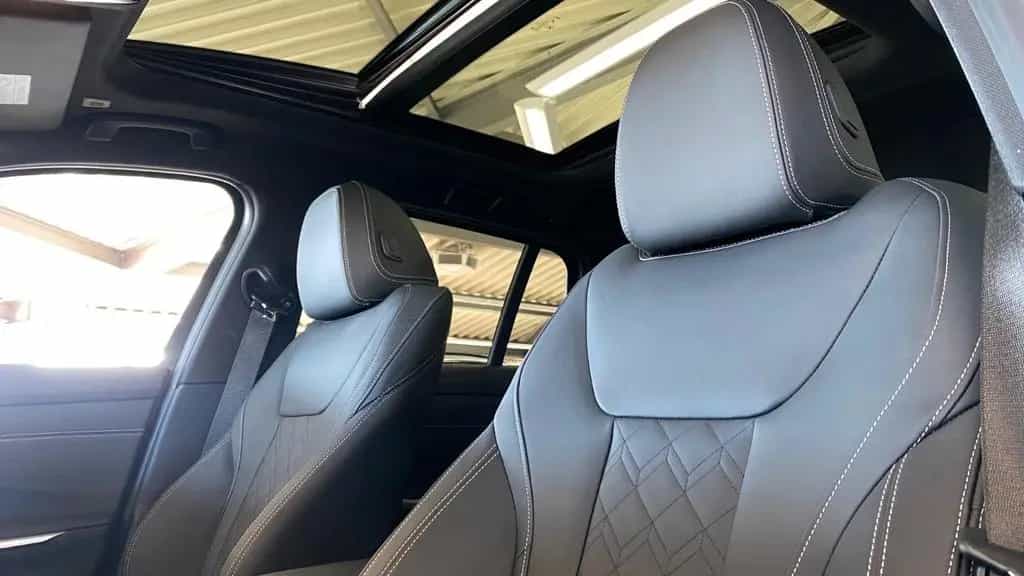 ALPINA D3 S Allrad Touring 20 Zoll AHK HiFi h/k Pano 09/2025-photo-14
