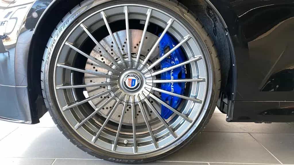 ALPINA D3 S Allrad Touring 20 Zoll AHK HiFi h/k Pano 09/2025-photo-18