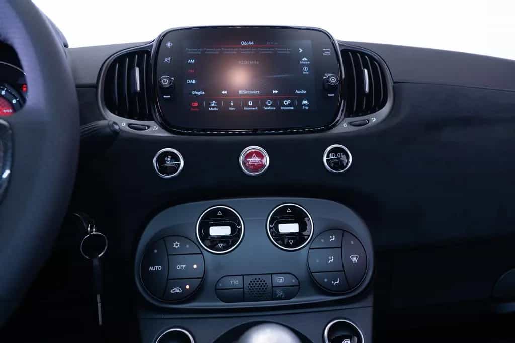 Abarth 500 695 75 Anniversario 07/2024-photo-21