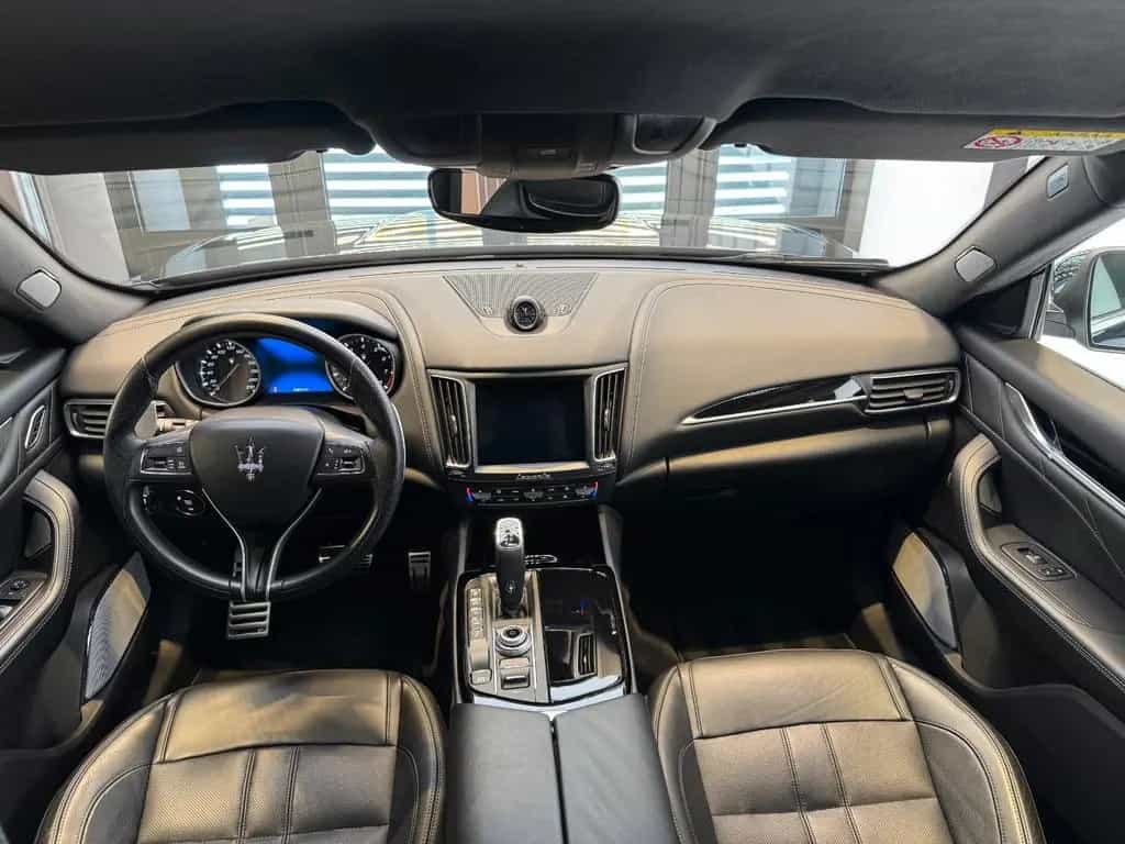 Maserati Levante S Q4 09/2020-photo-12