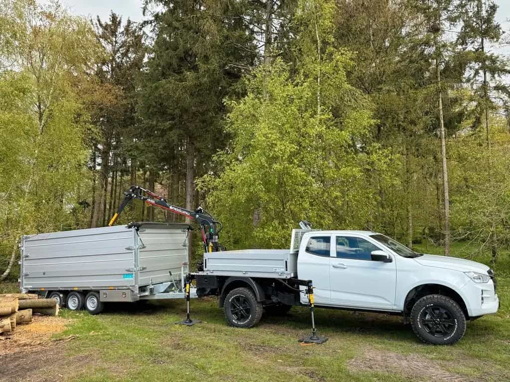 Isuzu D-Max Space Cab LS AT BIG-MAX Forstkran Greifer 11/2024-photo-5