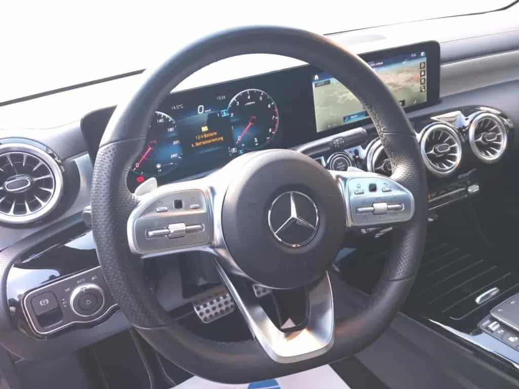 Mercedes-Benz A-Class 200 Kompaktlimousine AMG Line*Night Paket*LED 07/2022-photo-11