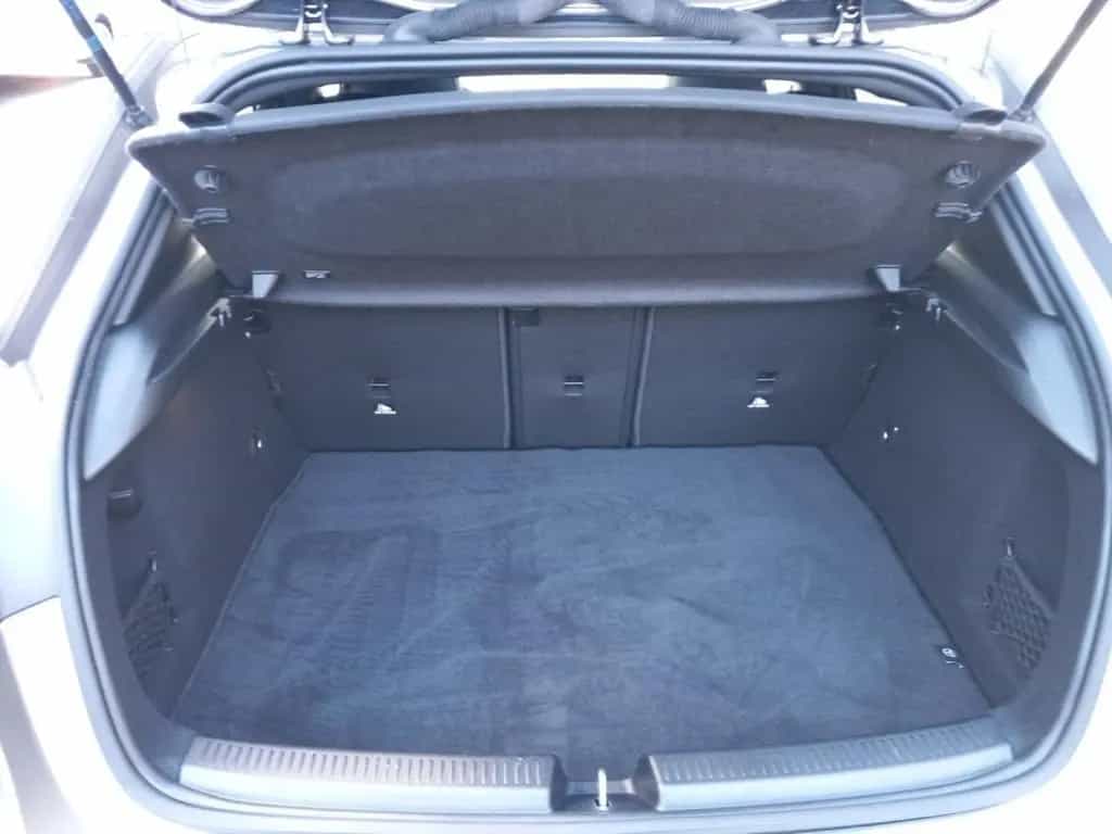 Mercedes-Benz A-Class 200 Kompaktlimousine AMG Line*Night Paket*LED 07/2022-photo-14
