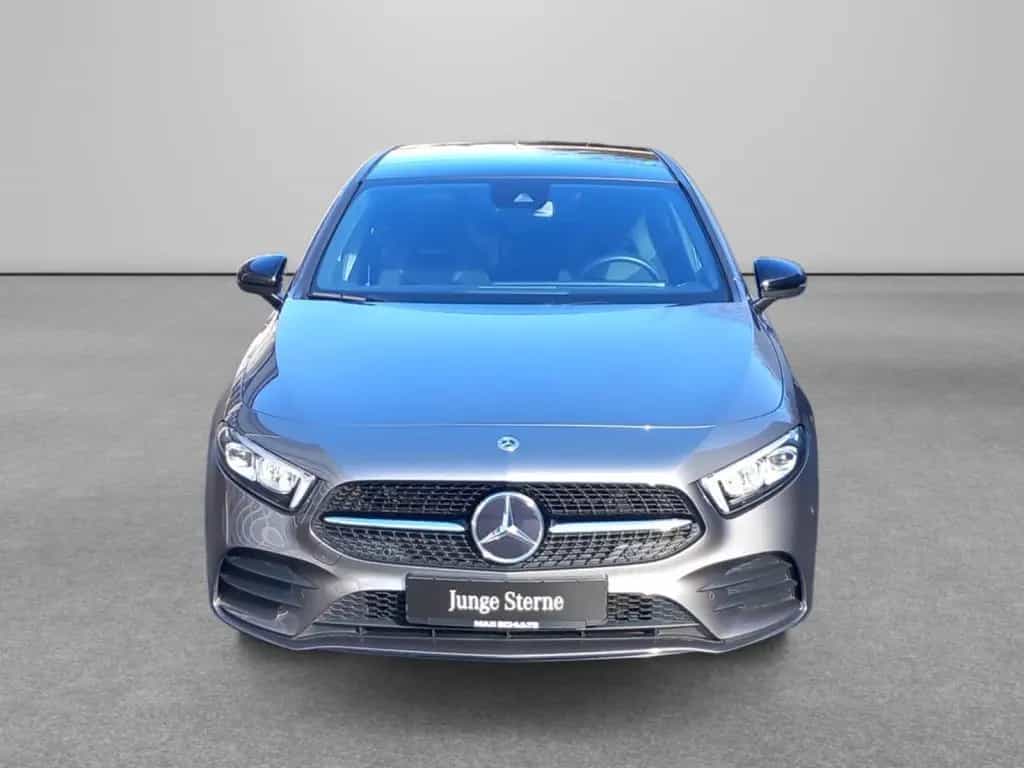 Mercedes-Benz A-Class 200 Kompaktlimousine AMG Line*Night Paket*LED 07/2022-photo-7