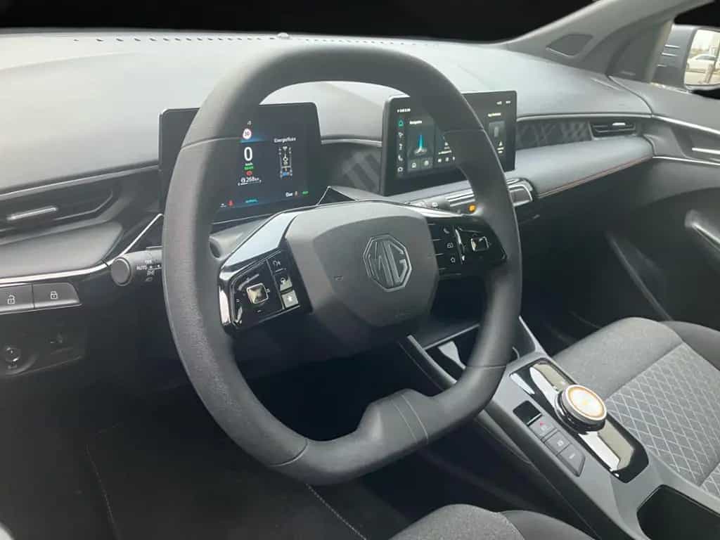 MG MG3 Hybrid+ Comfort DISTR KAMERA SPUR PDC 08/2024-photo-10
