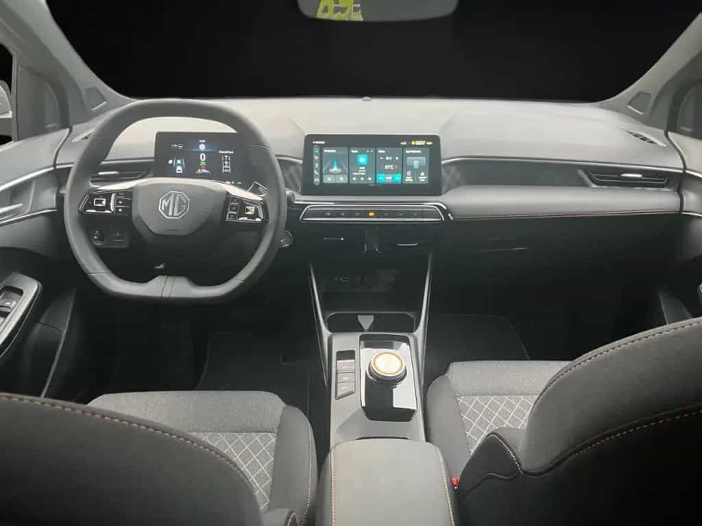 MG MG3 Hybrid+ Comfort DISTR KAMERA SPUR PDC 08/2024-photo-11