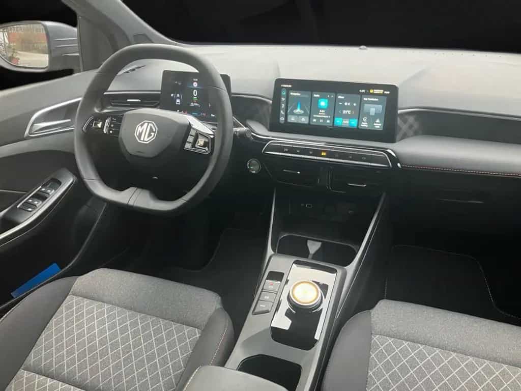 MG MG3 Hybrid+ Comfort DISTR KAMERA SPUR PDC 08/2024-photo-9