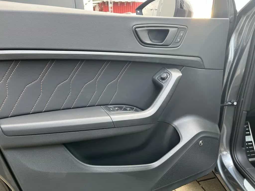Cupra Ateca 2.0 TSI Navi LED Kamera ACC SHZ Allrad Car 02/2025-photo-15