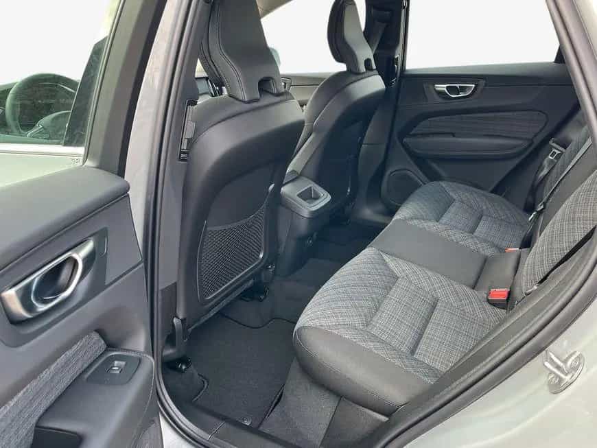 Volvo XC60 B5 B AWD Core 02/2025-photo-11