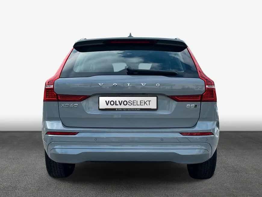 Volvo XC60 B5 B AWD Core 02/2025-photo-4