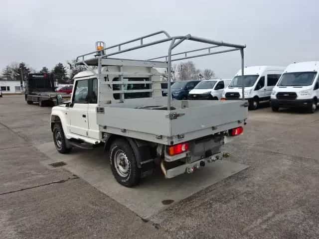 Iveco Massif 145PS 4x4 AHK-luftgebremst 03/2011-photo-3