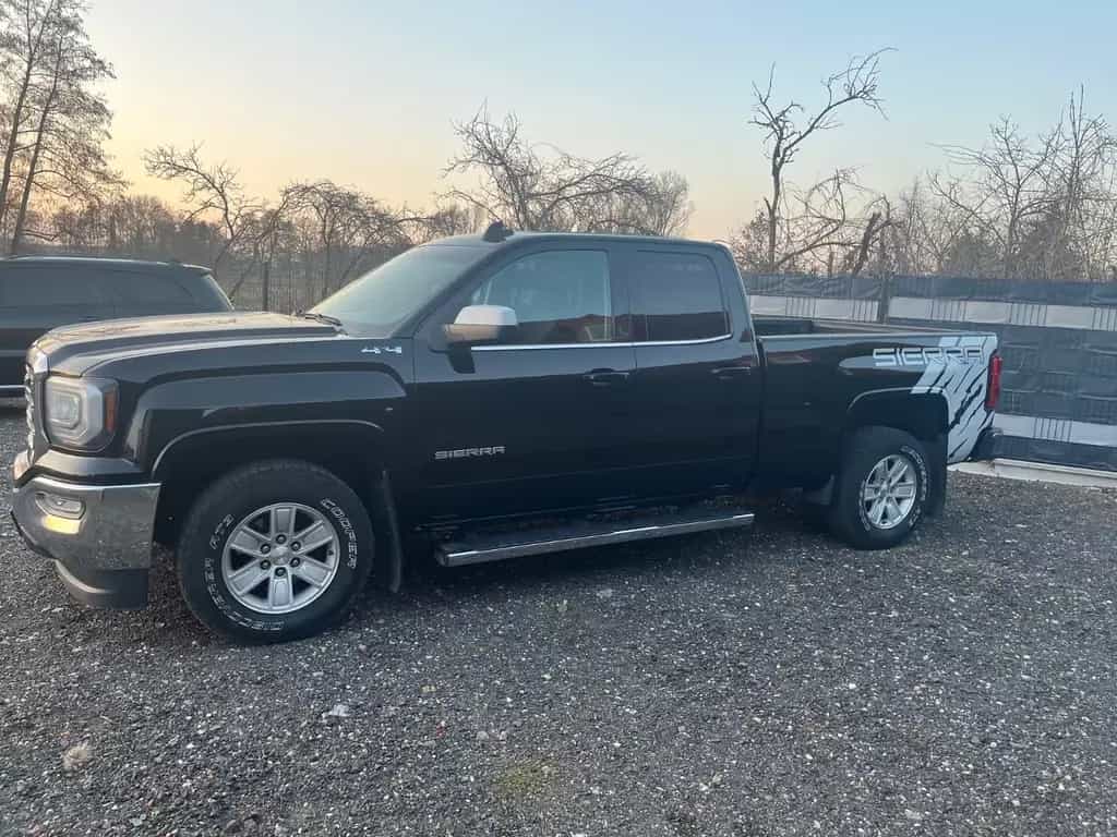 GMC Sierra *Bi Xenon*LED*4x4**PDC/KAMERA*TEMPOMAT*AHK 01/2016-photo-1