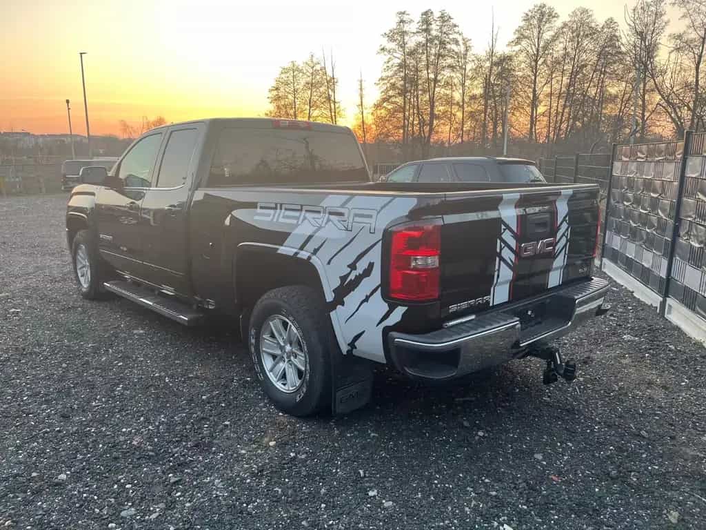 GMC Sierra *Bi Xenon*LED*4x4**PDC/KAMERA*TEMPOMAT*AHK 01/2016-photo-2