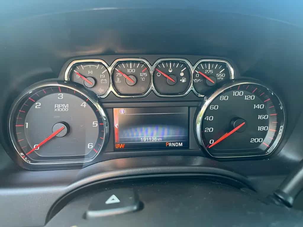 GMC Sierra *Bi Xenon*LED*4x4**PDC/KAMERA*TEMPOMAT*AHK 01/2016-photo-8