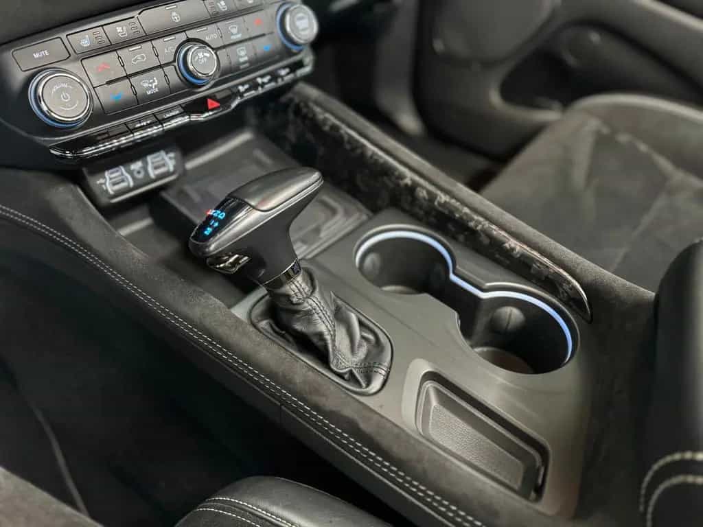 Dodge Durango SRT Hellcat 6,2l Hemi Black Package 12/2021-photo-28