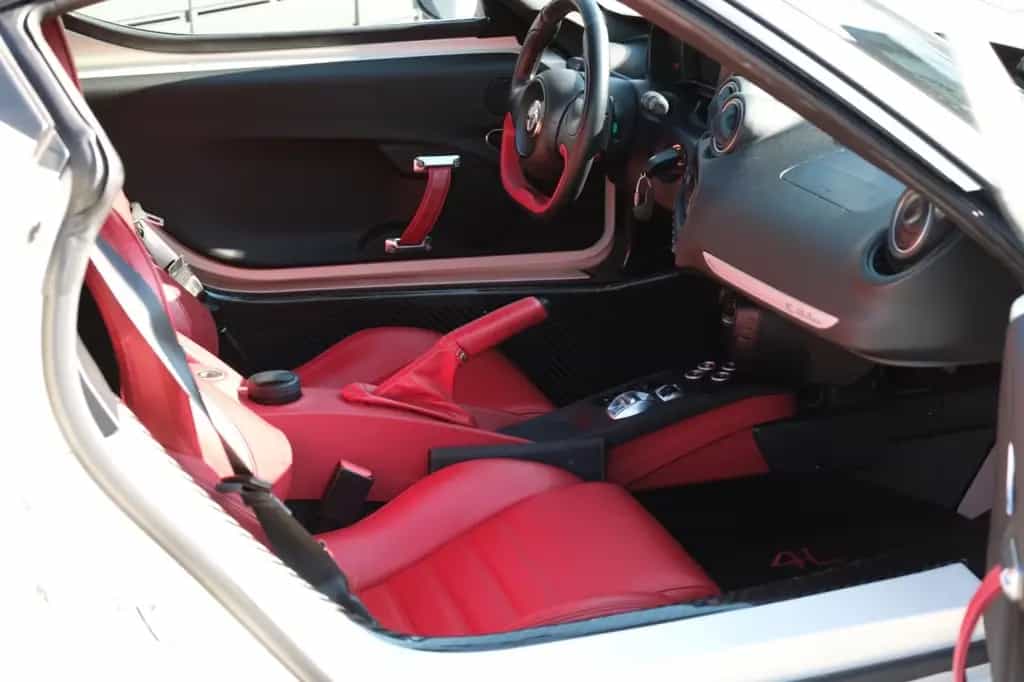 Alfa Romeo 4C Coupé*Leder*Carbon*SportAbgasanlage*LED*TOP* 10/2015-photo-17