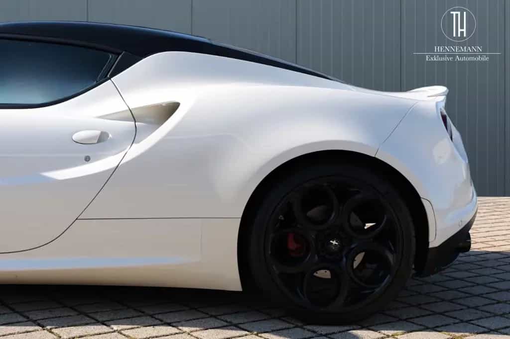 Alfa Romeo 4C Coupé*Leder*Carbon*SportAbgasanlage*LED*TOP* 10/2015-photo-6