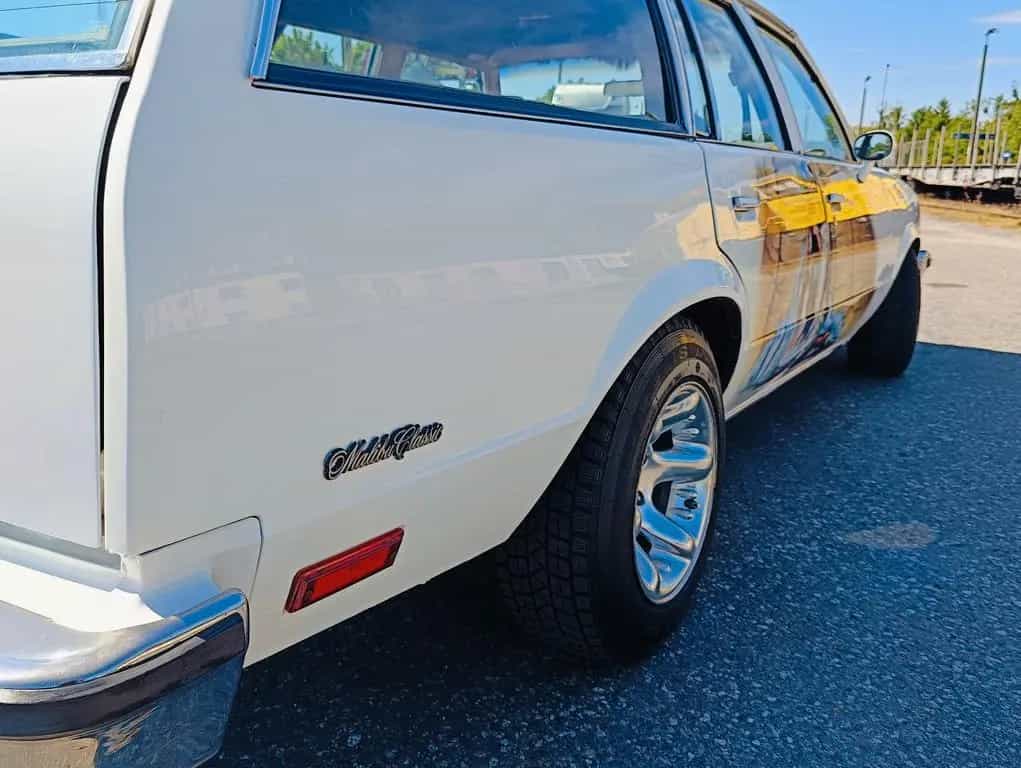 Chevrolet Malibu 79' 5,0 V8 Wagon Schnäppchen 04/1979-photo-2