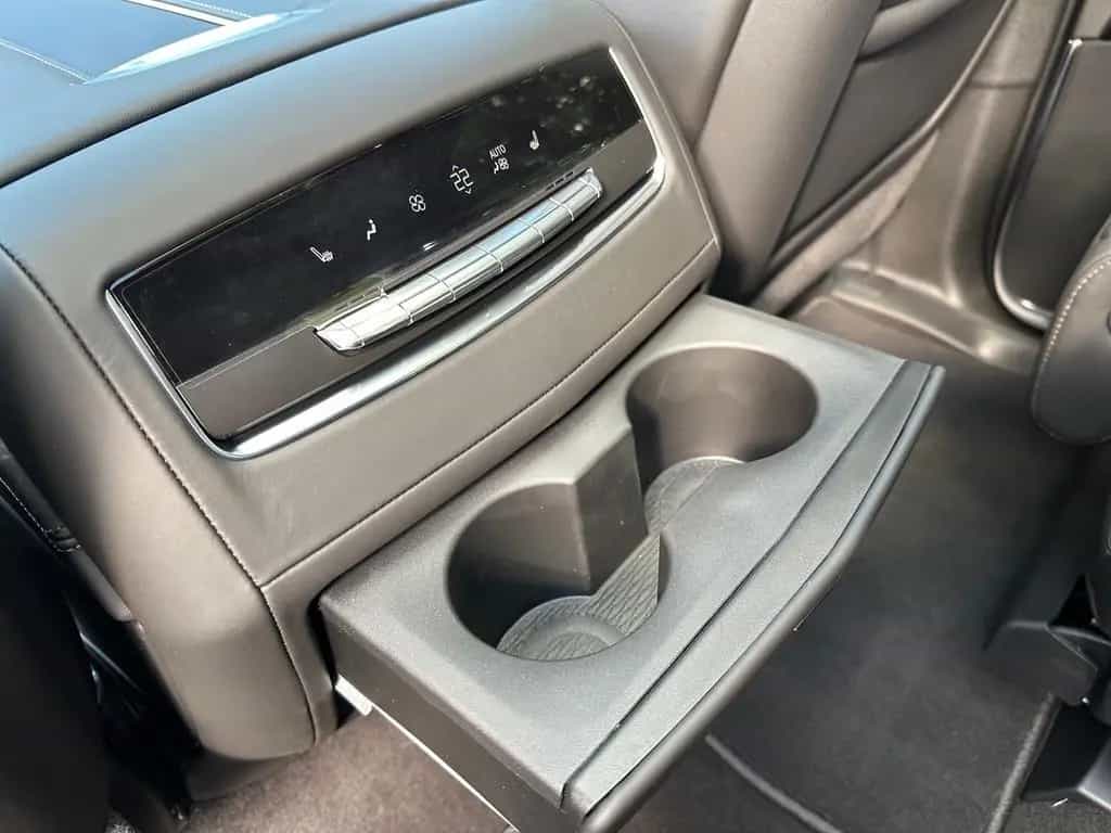 Cadillac Escalade ESV Sport Platinum 2026 24"Räder null-photo-10