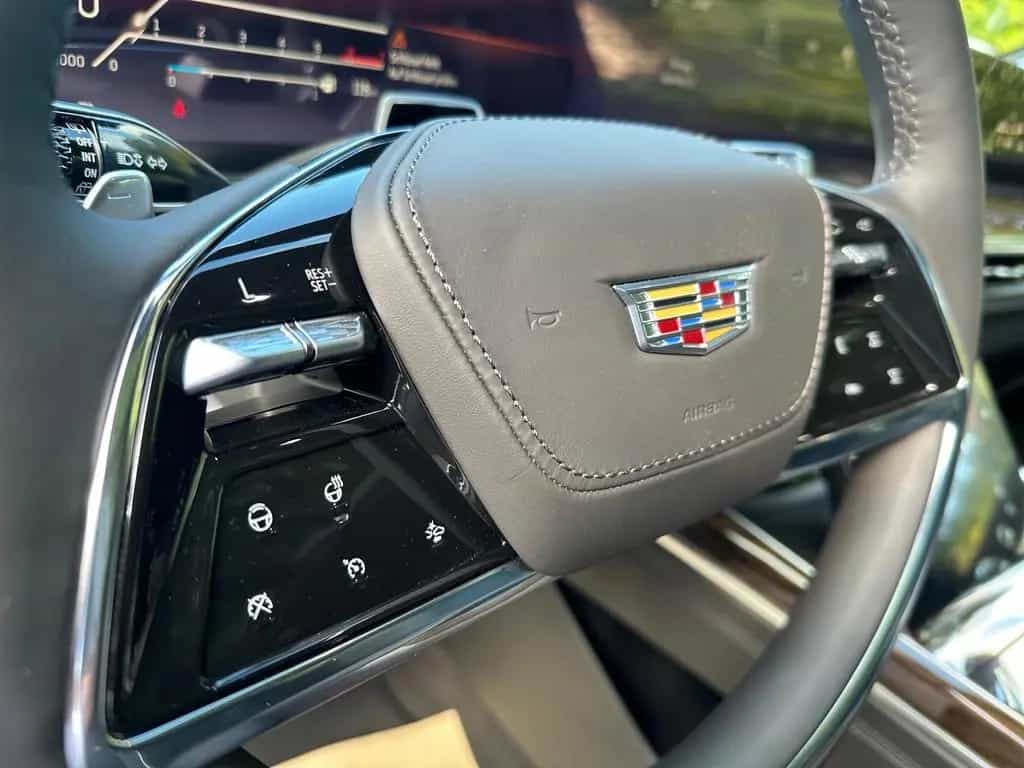 Cadillac Escalade ESV Sport Platinum 2026 24"Räder null-photo-17