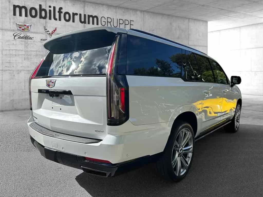 Cadillac Escalade ESV Sport Platinum 2026 24"Räder null-photo-2