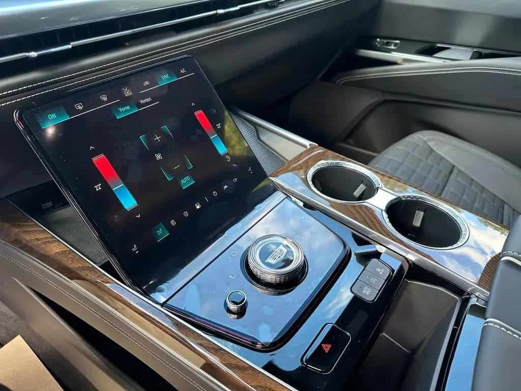 Cadillac Escalade ESV Sport Platinum 2026 24"Räder null-photo-20