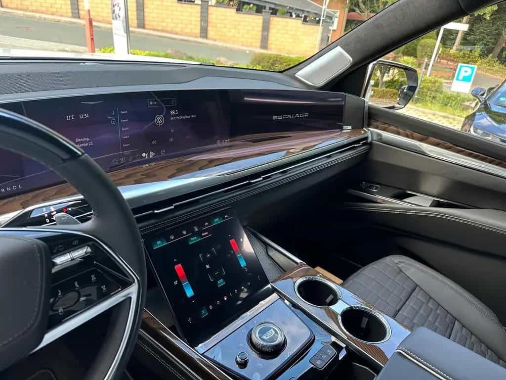 Cadillac Escalade ESV Sport Platinum 2026 24"Räder null-photo-26