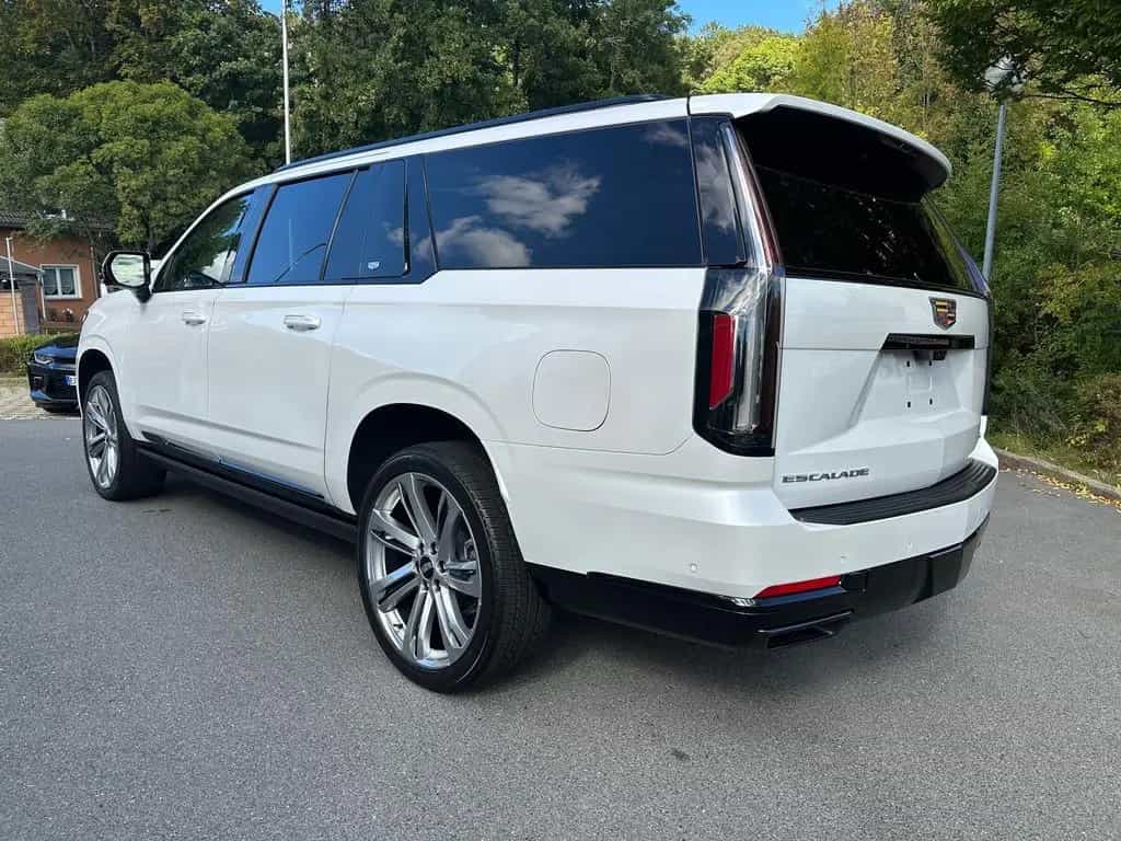 Cadillac Escalade ESV Sport Platinum 2026 24"Räder null-photo-35