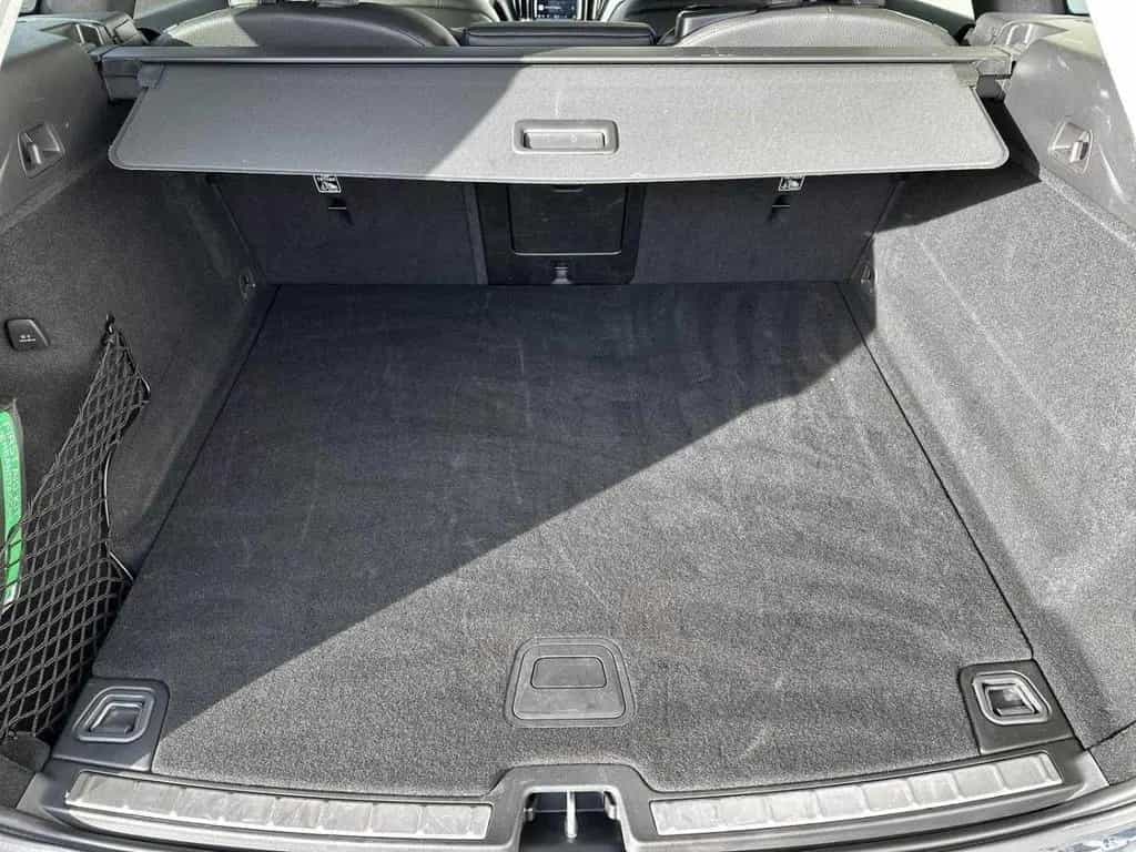 Volvo XC60 Diesel B4 Diesel PLUS DARK 07/2023-photo-3