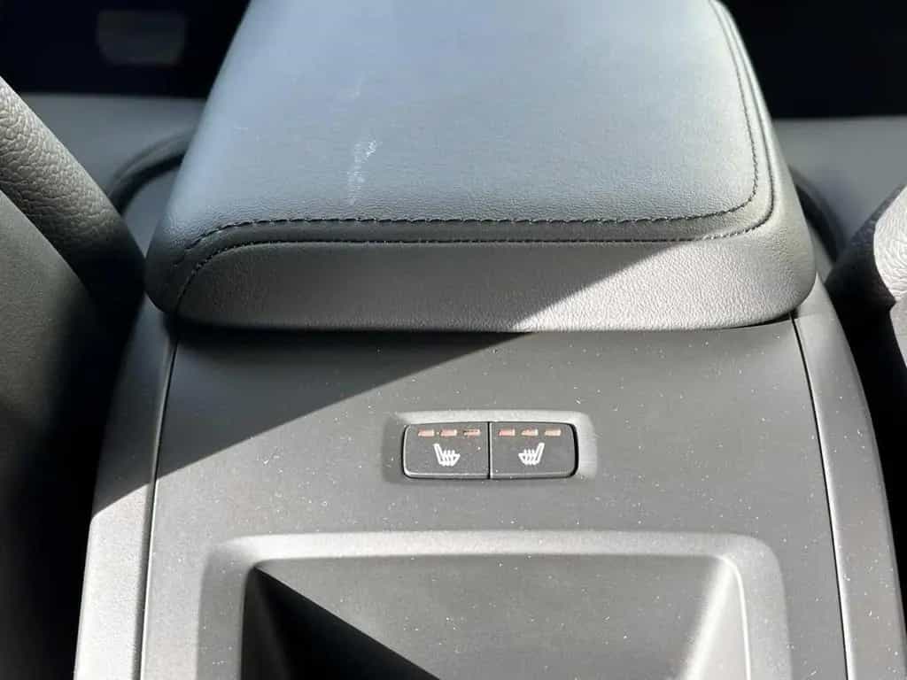 Volvo XC60 Diesel B4 Diesel PLUS DARK 07/2023-photo-5