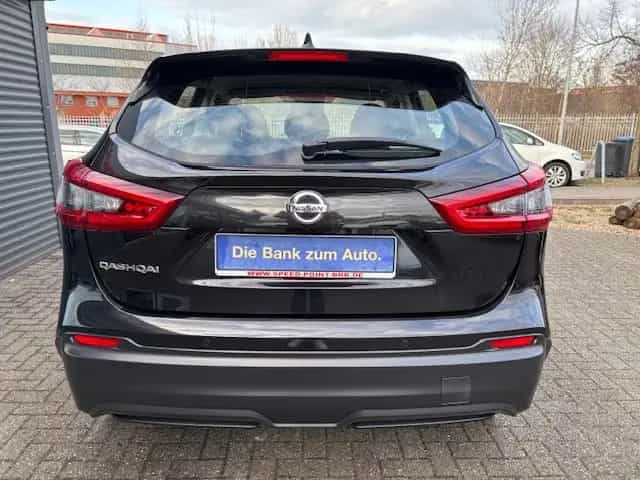 Nissan Qashqai 1.3 Navigation/Kamera/SHZ/Tempomat 01/2020-photo-1