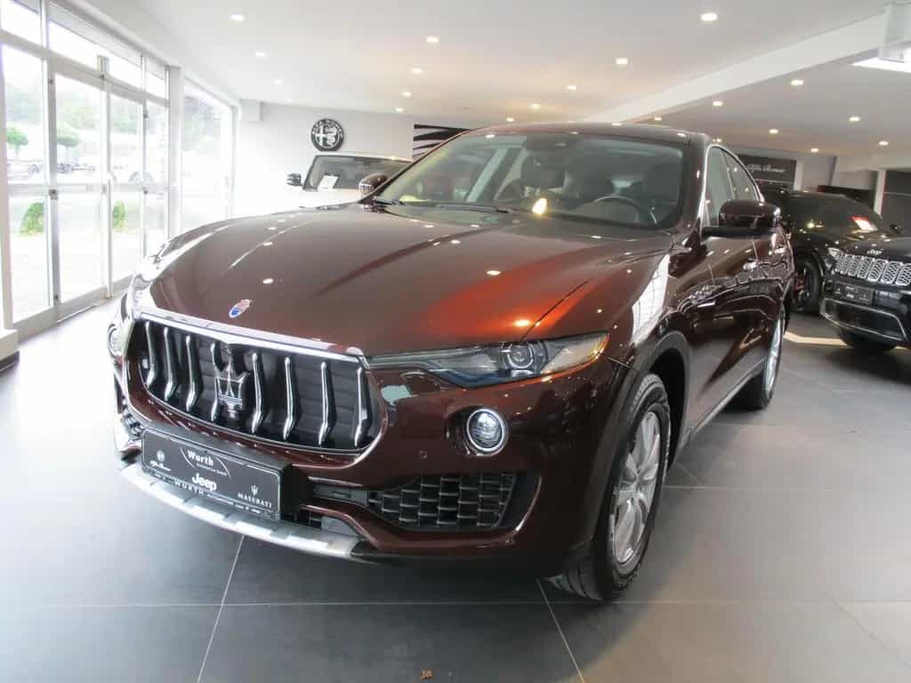 Maserati Levante Q4/Panoramadach 03/2018-photo-0