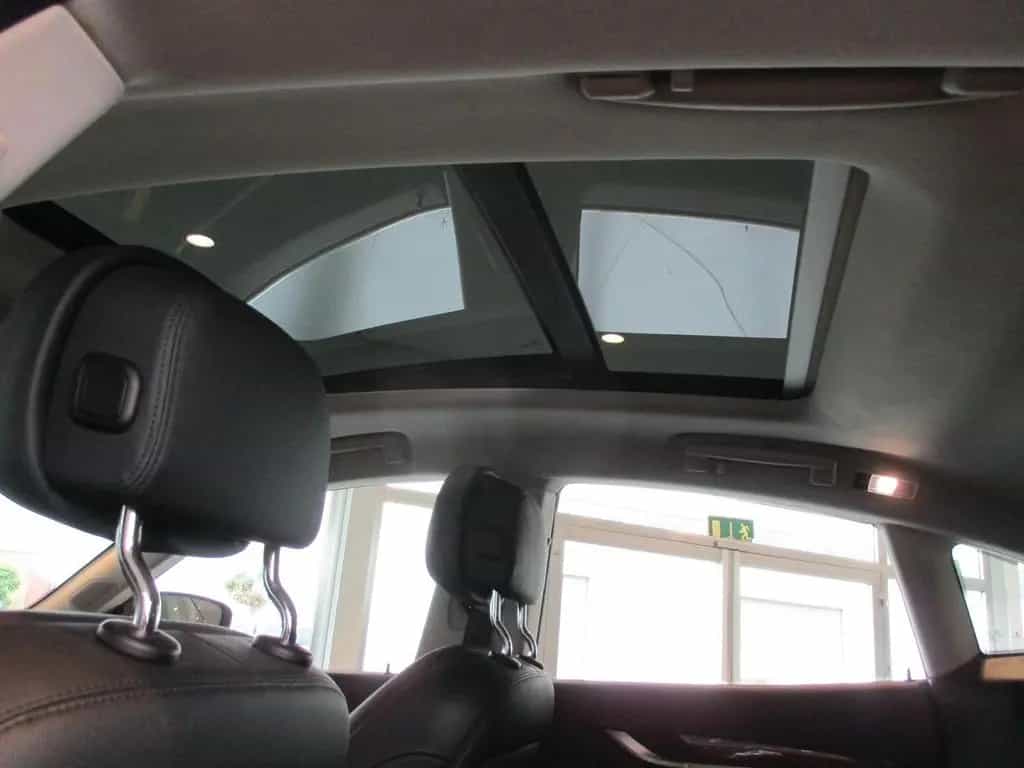 Maserati Levante Q4/Panoramadach 03/2018-photo-11