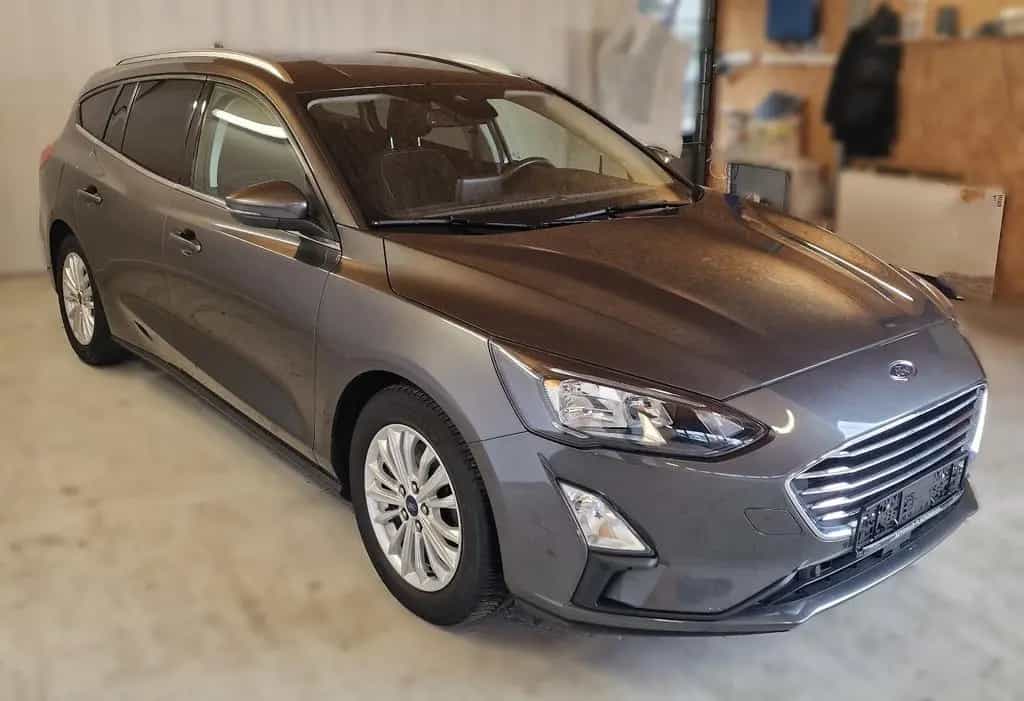 Ford Focus Turnier Titanium Navi PDC Kamera DAB 10/2020-photo-2