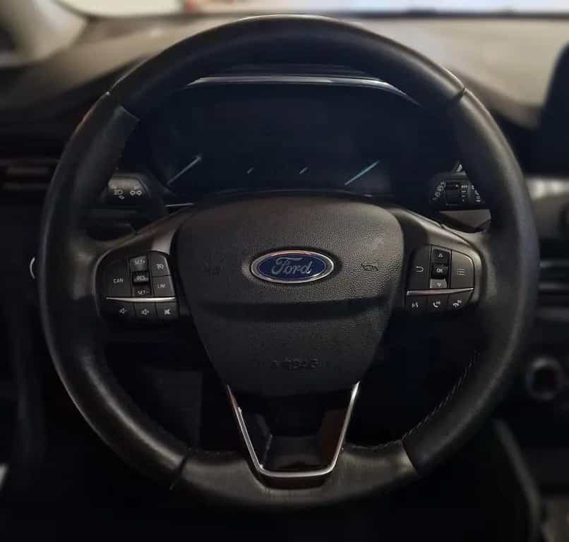 Ford Focus Turnier Titanium Navi PDC Kamera DAB 10/2020-photo-6