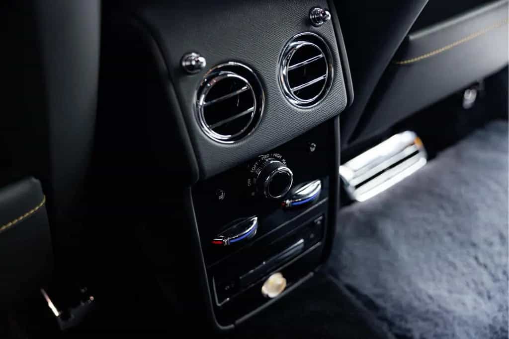 Rolls-Royce Cullinan 6.75 V12 | Black Badge | Shooting Star 01/2021-photo-17