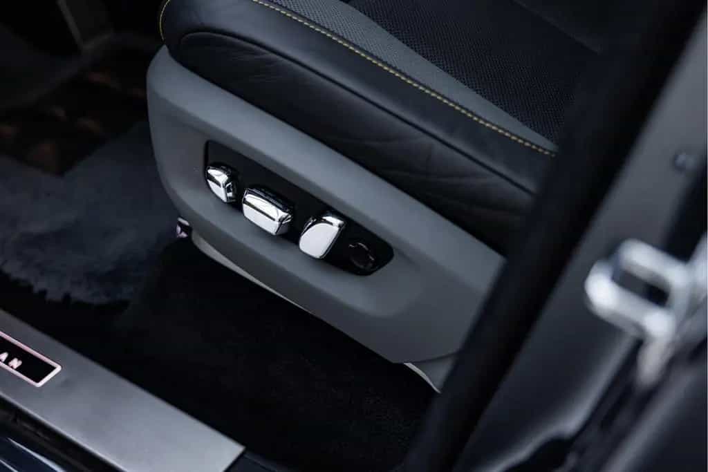 Rolls-Royce Cullinan 6.75 V12 | Black Badge | Shooting Star 01/2021-photo-25