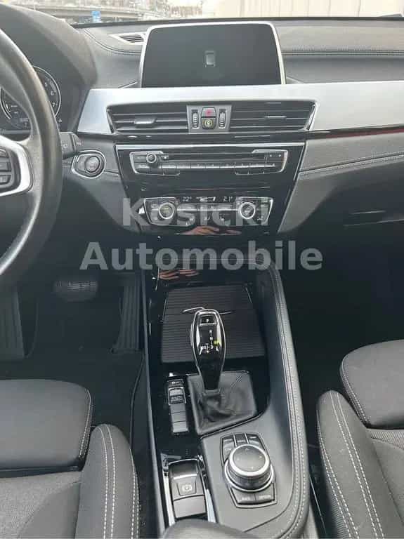BMW X2 Baureihe X2 sDrive 20 i Advantage 08/2018-photo-12