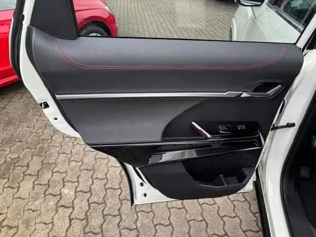 KGM Actyon 1.5T-GDI AT LUX 2WD+LEDER+eKLAPPE+ACC+360 02/2026-photo-13