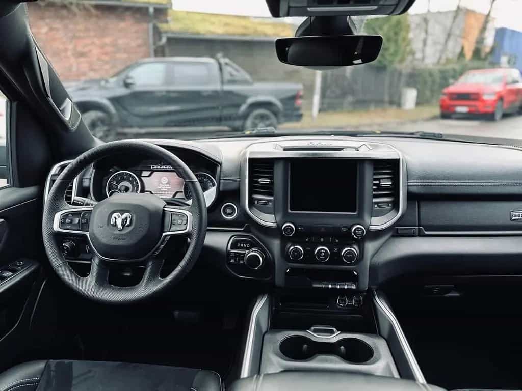 Dodge RAM 5.7 V8*LIFT*BÜGEL*OFFROAD*AHK*NAVI*LED*GARANTIE 12/2020-photo-48