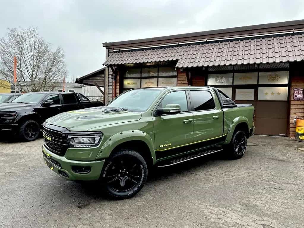 Dodge RAM 5.7 V8*LIFT*BÜGEL*OFFROAD*AHK*NAVI*LED*GARANTIE 12/2022-photo-1