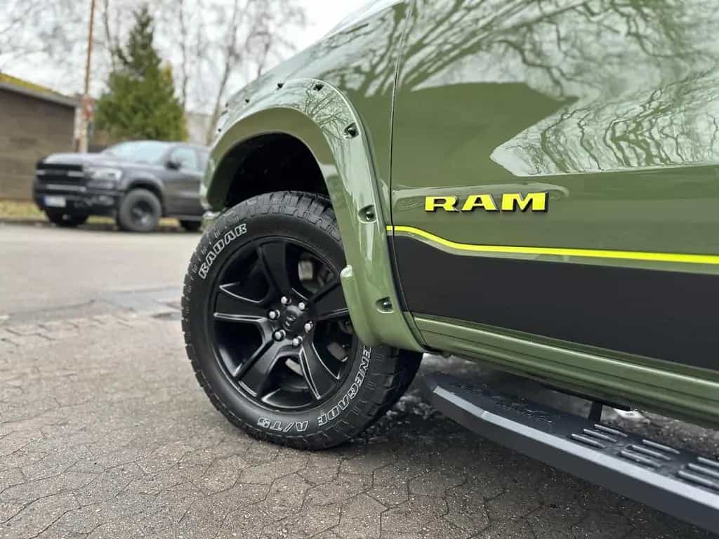 Dodge RAM 5.7 V8*LIFT*BÜGEL*OFFROAD*AHK*NAVI*LED*GARANTIE 12/2022-photo-27