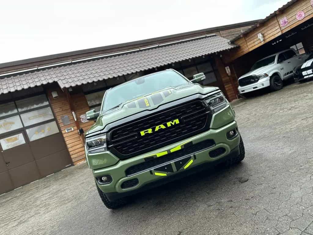 Dodge RAM 5.7 V8*LIFT*BÜGEL*OFFROAD*AHK*NAVI*LED*GARANTIE 12/2022-photo-9