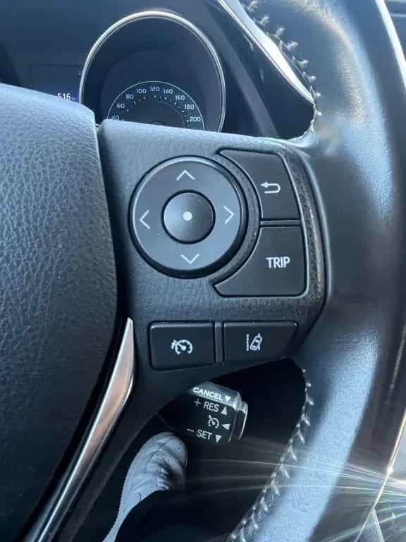 Toyota Auris 1.2 Turbo Team Deutschland 01/2019-photo-12