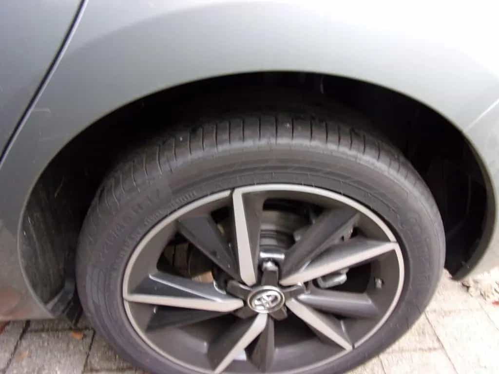 Toyota Auris 1.2 Turbo Team Deutschland 01/2019-photo-21