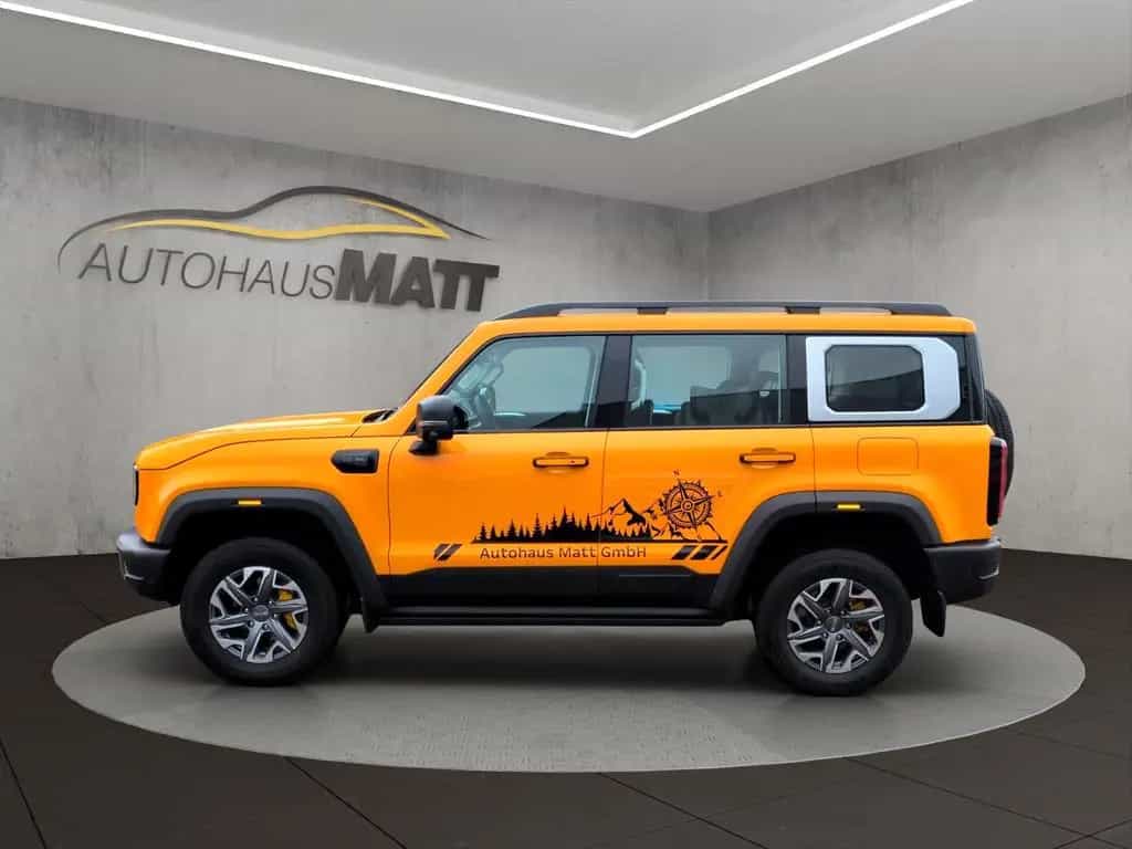 BAIC BJ40 Pro 2.0T Exclusive AT8 4WD - AHZV abnehmbar 08/2025-photo-1