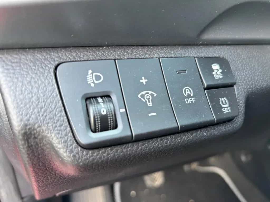Kia Stonic *101 PS-Kamera-Dachreling* 03/2023-photo-17