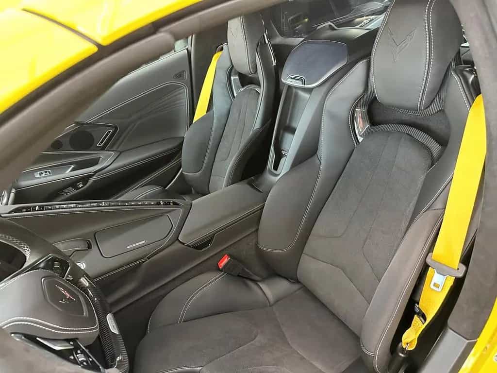 Corvette C8 Z06 Coupe 3LZ 5.5 V8 AT8 07/2025-photo-10